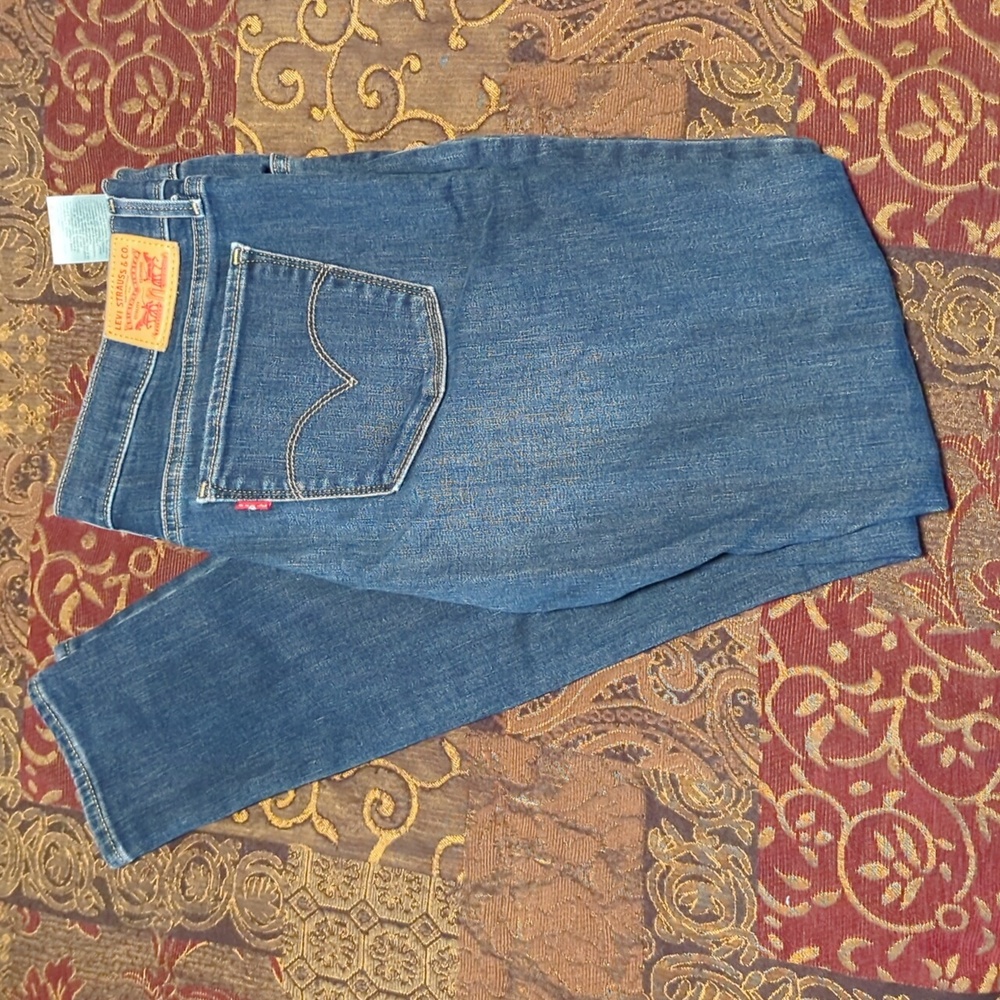 Levi's 710 Super Skinny Jeans